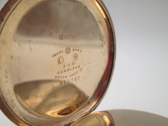 American Waltham / Dennison pocket watch. Gold plated. Stem-wind. Porcelain dial. 1920's