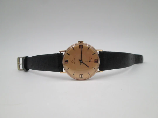 Certina. 20 microns gold plated & steel. Manual wind. Small seconds hand. Box. 1960's