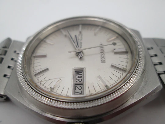 Citizen Crystal Seven. Acero inoxidable. Cuerda automática. Calendario. Brazalete. 1969