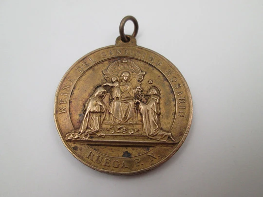 Copper medal. Queen of the Most Holy Rosary. Mary's Honor Guard. Ring on top. 1920's