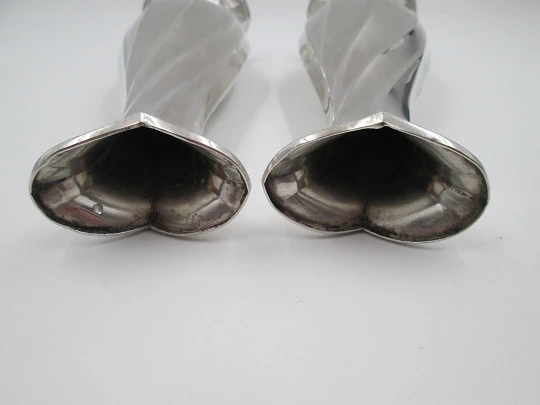 Couple modernist fine silver plated Hoka flower vases. Wavy body. Germany. 1930's