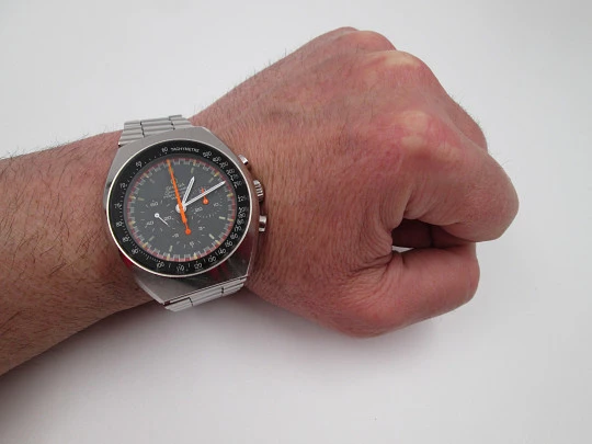 Cronógrafo manual Omega Speedmaster Professional Mark II. Acero. Dial racing. 1960