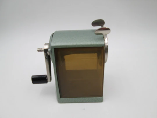 Dahle 77 adaptable desktop pencil sharpener. Green metal and plastic. Germany. 1960's