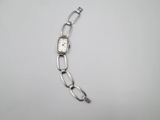 Déesse women's watch. Sterling silver. Manual winding. Bracelet. 1960's. France