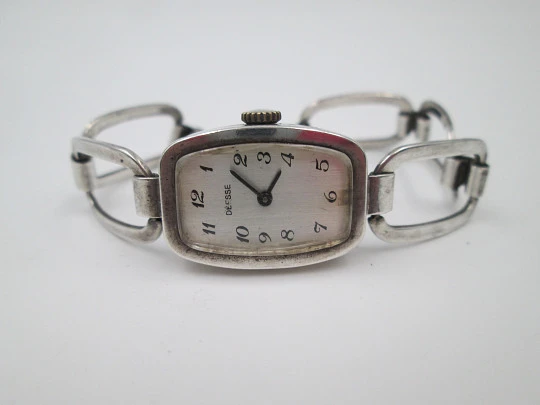 Déesse women's watch. Sterling silver. Manual winding. Bracelet. 1960's. France