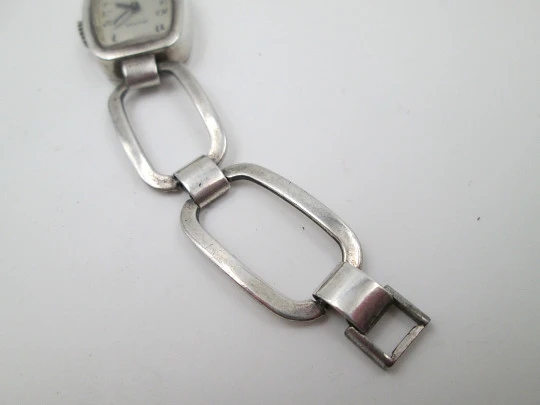 Déesse women's watch. Sterling silver. Manual winding. Bracelet. 1960's. France