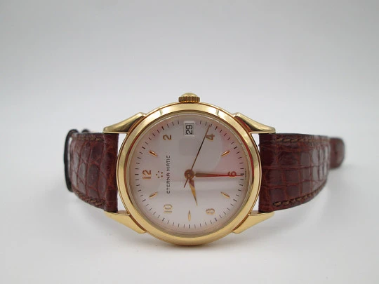 Eterna-Matic 1948 'Les Historiques'. 18 karat yellow gold. Automatic. Calendar. Strap. Box