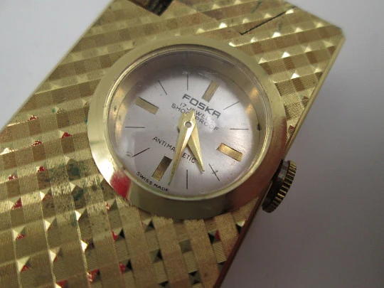 Foska butane lighter / mechanical watch. Gold plated. Rhomboid pattern. 1960's. Swiss