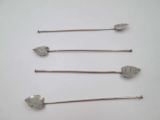 Four sterling silver cocktail straws collection. Leaves motif on top. Mexico. 1970's