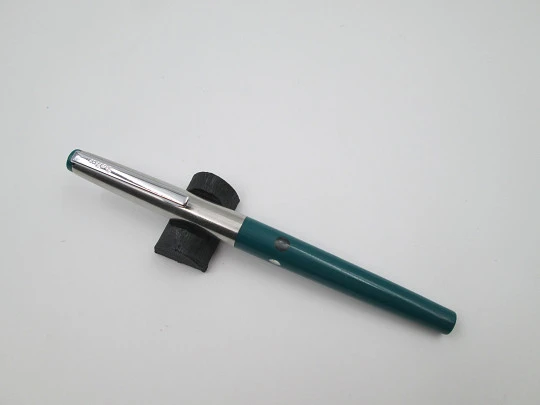 Geha fountain pen. Stainless steel and green plastic. Cartridge system. Germany. 1970's