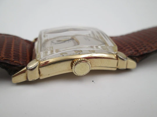 Gruen Curvex Precision art deco. 10k gold filled. Manual wind. Small seconds hand. 1940's