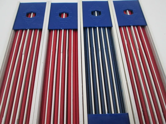 HB 2mm pencil leads red and blue four boxes set (12 pcs). Bitone plastic. 2010's