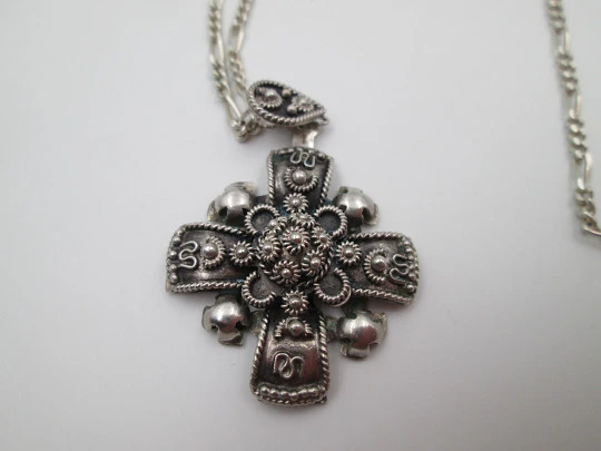 Jerusalem Cross with links chain. 925 sterling silver. Spring ring clasp. Mexico. 1980's