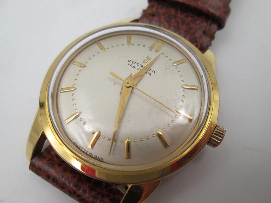 Juvenia wristwatch. 20 microns gold plated and stainless steel. Manual wind. 1950's. Swiss