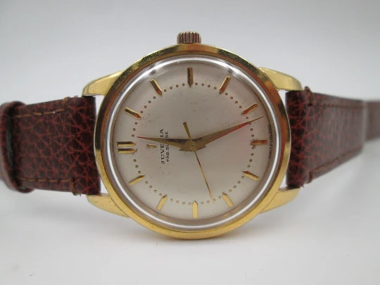 Juvenia wristwatch. 20 microns gold plated and stainless steel. Manual wind. 1950's. Swiss