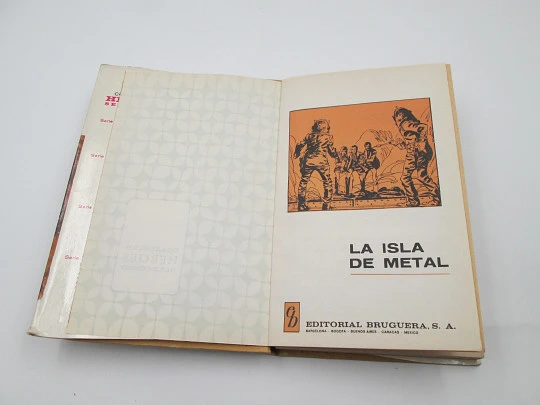 La isla de metal libro juvenil ilustrado. Héroes Selección. Editorial Bruguera, 1968