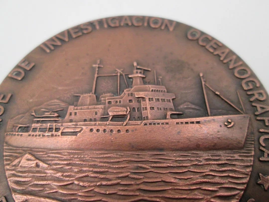 Launching oceanographic research vessel Hesperides copper medal. Bazan. Spain. 1990