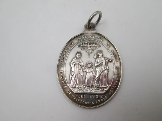 Medalla plata de ley Asociación de la Sagrada Familia (Jesús, María y José). Francia. 1900