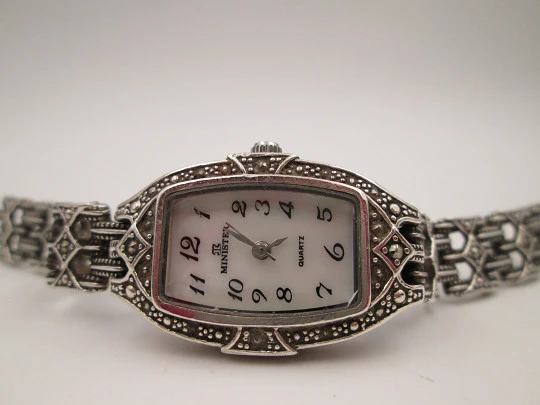 Minister women's watch. Sterling silver, Nacre and marquesitas. Geometric motifs. Quartz