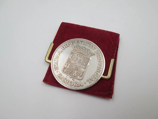 Moneda plata ley. Exposición filatélica ingreso en la CEE. Diputación Zamora. Funda. 1986