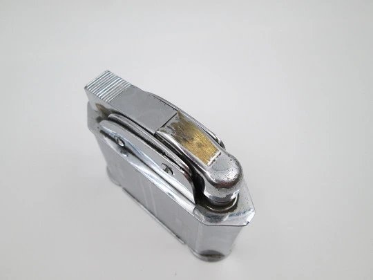 Myon 401 art deco table / desk petrol lighter. Chromed plated metal. France. 1940's