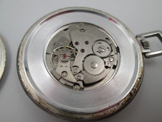 Numa. 925 sterling silver. Manual wind. Ornate dial and back. Sweep seconds hand. 1960's