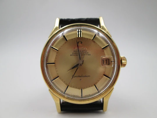 Omega Constellation certified chronometer. 18k yellow gold. Pie-pan faceted sphere