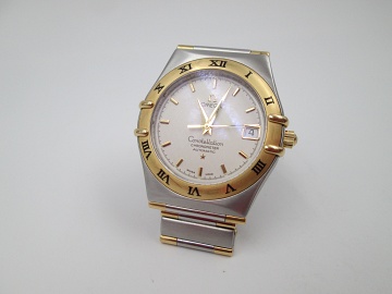 omega constellation 2005