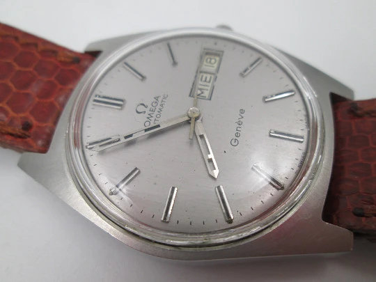 Omega Genève. Stainless steel. Automatic. Date & day. Leather strap. 1960's. Swiss