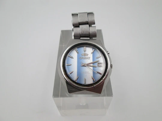 Orient men's sport watch. Stainless steel. Automatic. Calendar. Bracelet. Box. 1980's