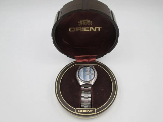 Orient men's sport watch. Stainless steel. Automatic. Calendar. Bracelet. Box. 1980's
