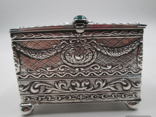 Ornate desk jewellery box. Sterling silver. Green stone. Alfredo Alvarez silversmith