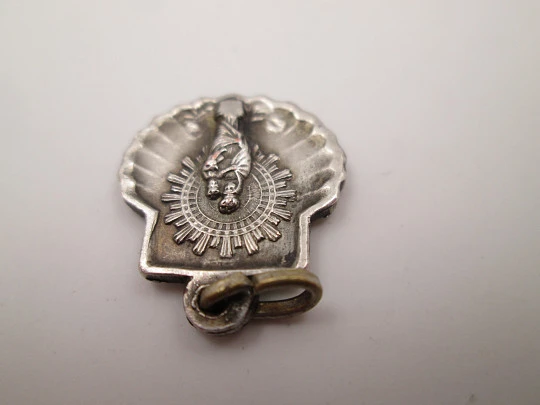 Our Lady of Pilar shell medal. Sterling silver. Handle and ring on top. Spain. 1970's