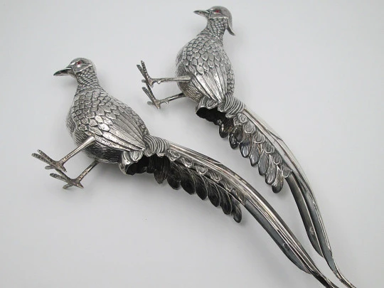 Pair of ornamental pheasants. 925 thousandths sterling silver. Spain. 1970's