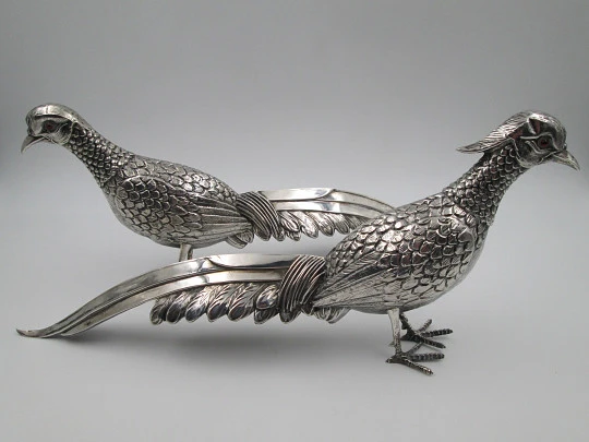 Pair of ornamental pheasants. 925 thousandths sterling silver. Spain. 1970's