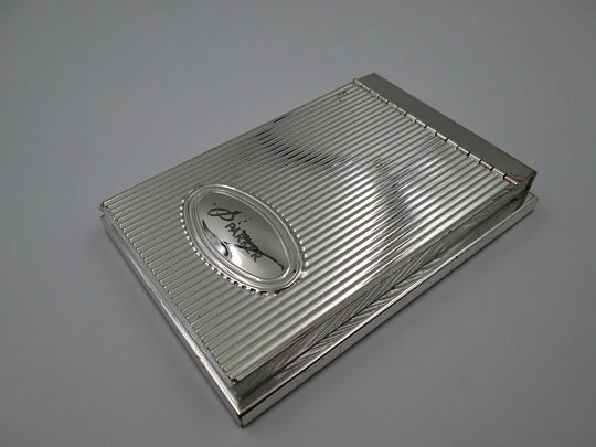 Parker desk notebook. Silver plated metal. Articulated lid. Vertical line motifs. 2010's