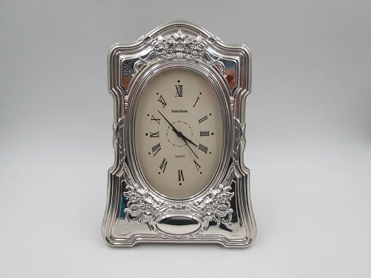 Pedro Duran table desk clock. 925 sterling silver. Quartz movement. 1990's. Spain