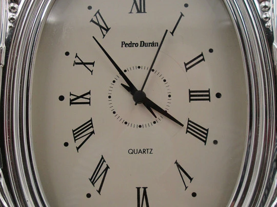 Pedro Duran table desk clock. 925 sterling silver. Quartz movement. 1990's. Spain