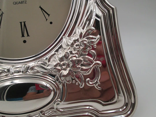 Pedro Duran table desk clock. 925 sterling silver. Quartz movement. 1990's. Spain