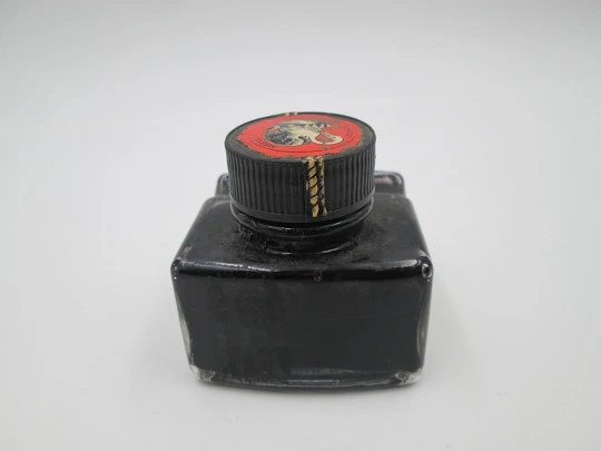 Pelikan Nº 70 square inkwell. Cut crystal and black screw resin lid. Germany. 1980's