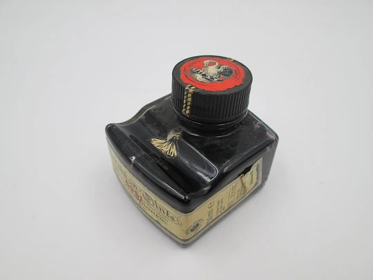 Pelikan Nº 70 square inkwell. Cut crystal and black screw resin lid. Germany. 1980's