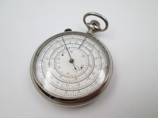 Pocket watch slide rule Calculigraphe. HC París. Silver plated metal. 1900's