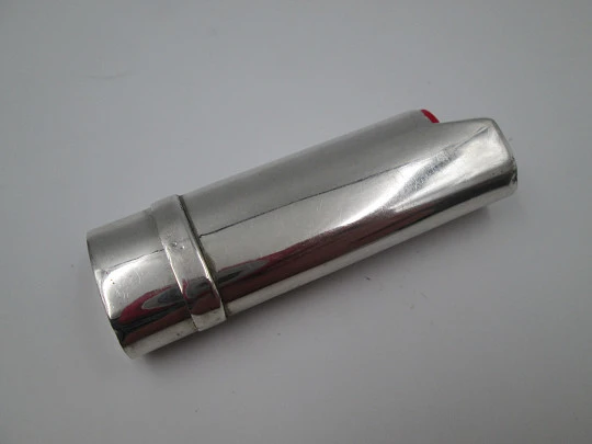 Pretty sterling silver BIC big lighter cover. Anchor motif on front. Spain. 1990's