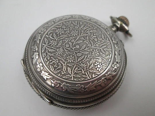 Regulador D.G. hunter-case pocket watch. Sterling silver. Castilla y Leon shield. 1910's