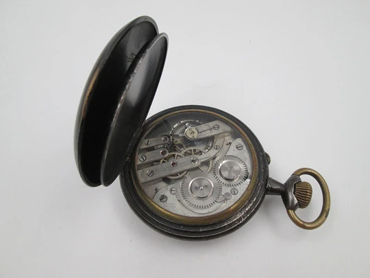 Regulateur open-face pocket watch. Iron and gold plated. Pin-set movement. Swiss. 1900's