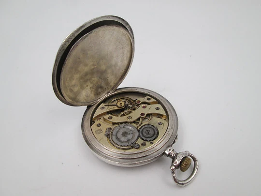 Reloj bolsillo H. Moser & Cie. Plata de ley. Cuerda remontoir. Tapas decoradas, 1880