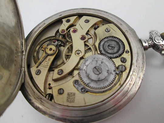 Reloj bolsillo H. Moser & Cie. Plata de ley. Cuerda remontoir. Tapas decoradas, 1880