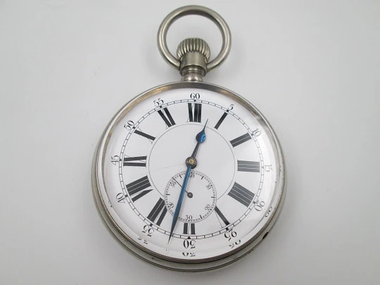 Reloj de viaje bolsillo Longines con estuche de piel. Acero cromado. Remontoir. 1910. Suiza