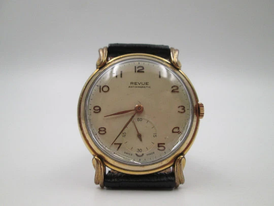 Revue art deco. 20 microns rolled gold. Manual winding. Small seconds hand. Swiss. 1930's