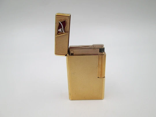 S.T. Dupont gas lighter. 20 microns gold plated. Box & warranty. France. 1990's